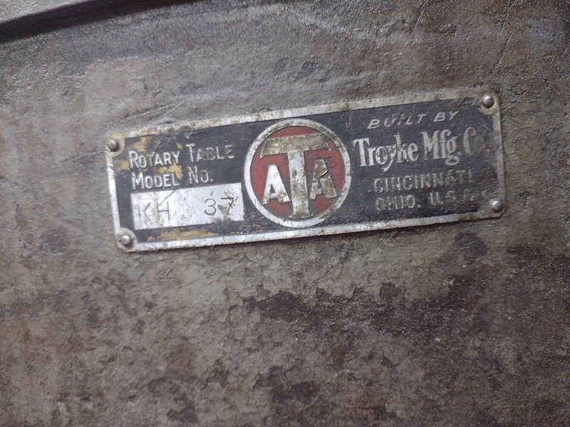 37&quot; ROUND TROYKE T-SLOTTED MANUAL POSITIONING ROTARY TABLE: STOCK #22457