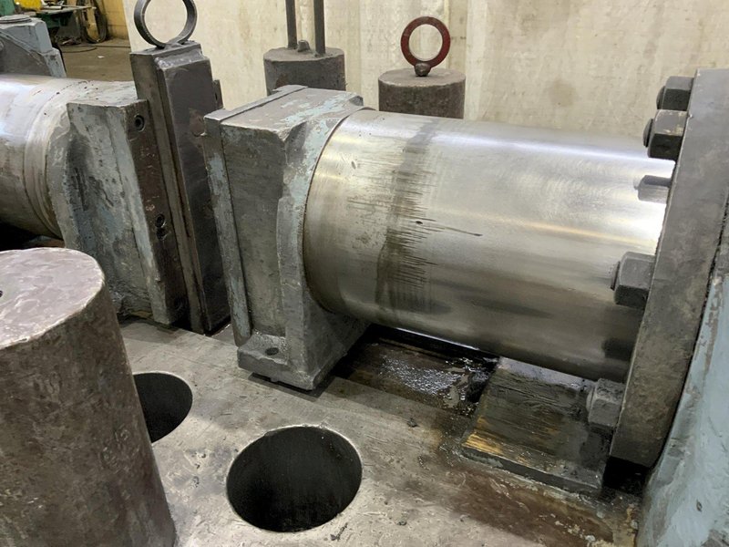 300 TON WATSON-STILLMAN HORIZONTAL DOUBLE RAM CAMBERING MACHINE: STOCK #80725