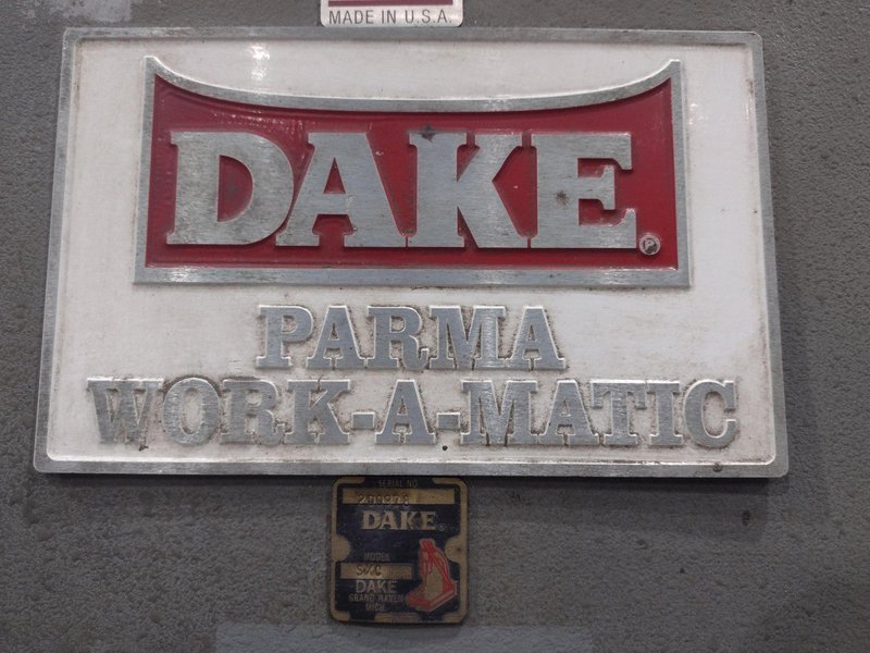 9" DAKE PARMA WORK-A-MATIC MODEL SXC VERTICAL ROLL IN BANDSAW 110 VOLTS: STOCK #22056