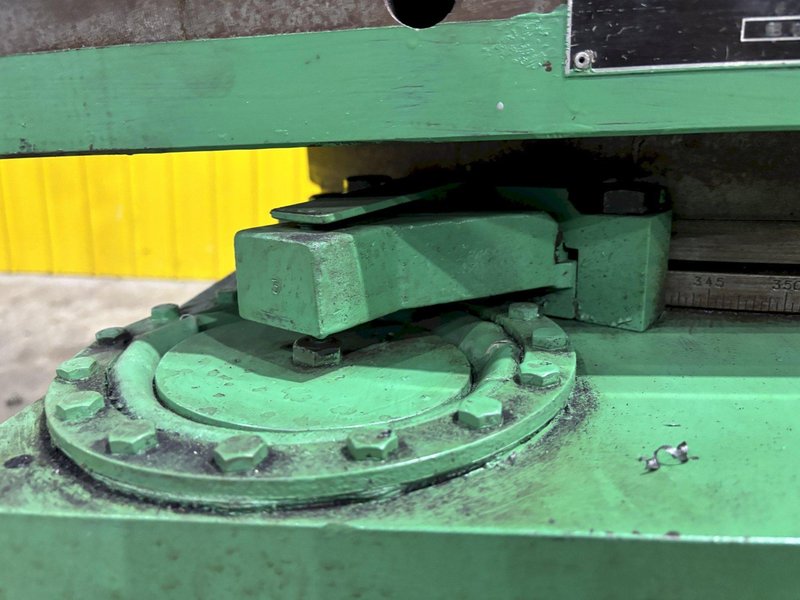 36&quot; X 48&quot; GIDDINGS &amp; LEWIS AIR LIFT ROTARY TABLE: STOCK #23587