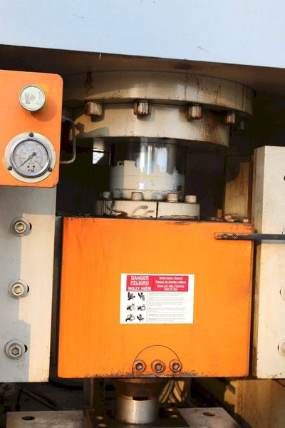 150 TON YAO SHENG MODEL TUVB-1J0P HYDRAULIC PRESS: STOCK 68629