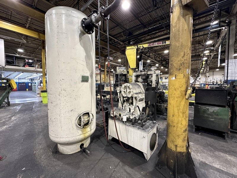 8,000 LBS FORCE CHAMBERSBURG MODEL #8 IMPACTOR HORIZONTAL FORGING MACHINE