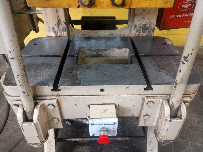 46 TON FEDERAL OBI PRESS; 2" STROKE, NEW 1989: STOCK #14321