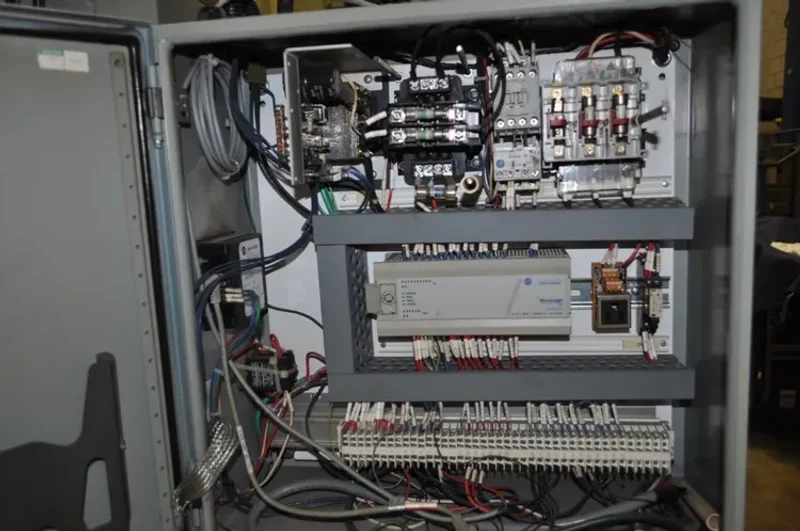 VSI TM23 RIVETER, STOCK# 14158J