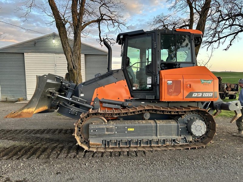 Develon DD100 Dozer, 2023 – Low Hours