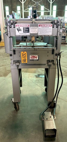 12 Ton Bantam Pneumatic Press Brake B212, 24" O.A., 12" x 3/16" Capacity