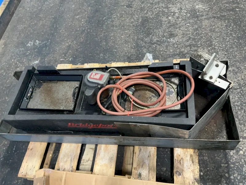 LEBLOND 15”X52” SERVO SHIFT ENGINE LATHE  -  15” REGAL