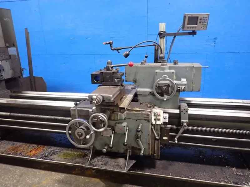 American / A Wyle Company  25" X 120" Lathe