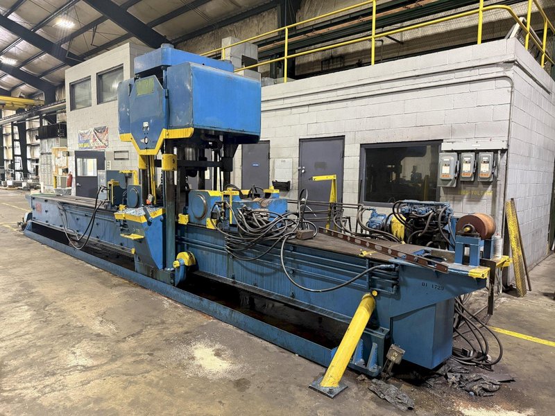 400 TON X 30' DRILCO TRAVELING HEAD HYDRAULIC STRAIGHTENING PRESS: YOBRO #25135