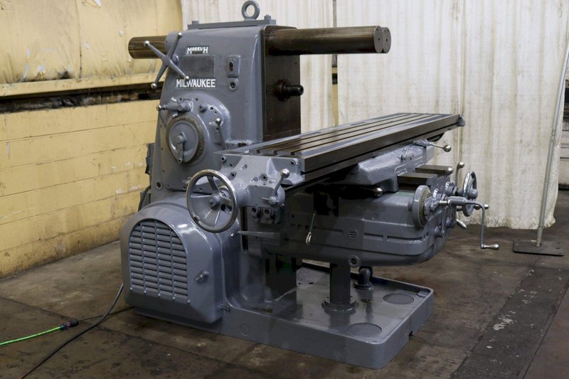 #5 KEARNEY &amp; TRECKER PLAIN HORIZONTAL MILL: STOCK #67028