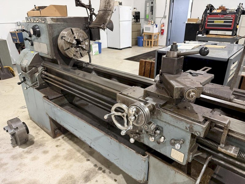 Leblong Regal Servo-Shift 17" x 102" Engine Lathe