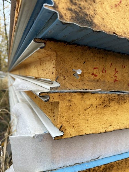 36&quot; CF SERIES-VERTICAL DOUBLE SIDED INSULATED WALL PANELS. STOCK # 1056122