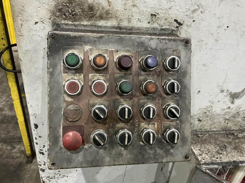 30,000 LBS X 36" PERFECTO COIL FEED LINE, COIL REEL UNCOILER &amp; STRAIGHTENER: YOBRO #24871