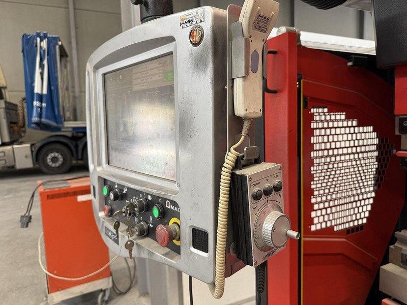 Amada - HFP 130 ton x 4100 mm CNC