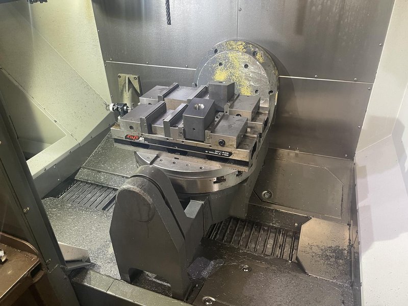 2019 Haas UMC-750 SS 5 Axis CNC VMC