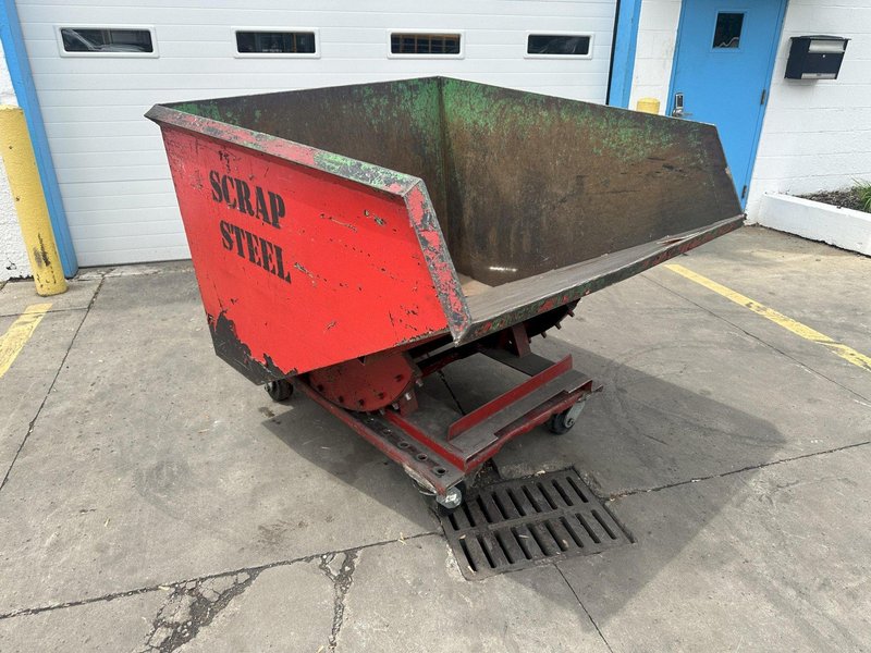 1-1/2 YARD ROURA SELF-DUMPING HOPPER STOCK #78226