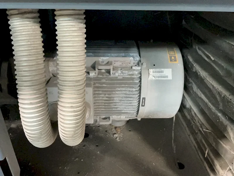 ATLAS COPCO 50 HP AIR COMPRESSOR   -  GA 37