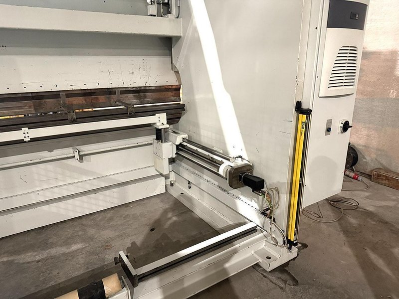 LVD PPEB - 250 ton x 4100 mm CNC