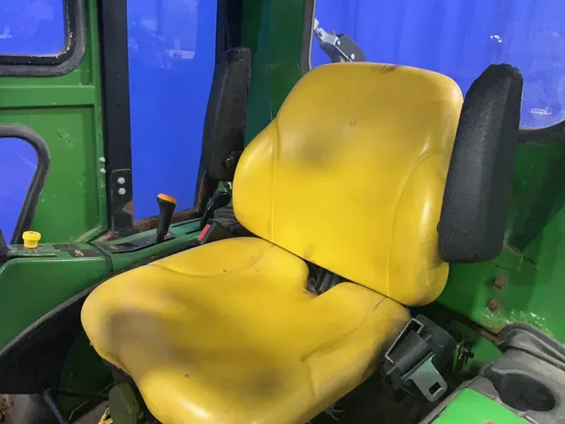 JOHN DEERE 54" BLADE 4WD TRACTOR W/SNOW PLOW &amp; SALT SPREADER  -  1435
