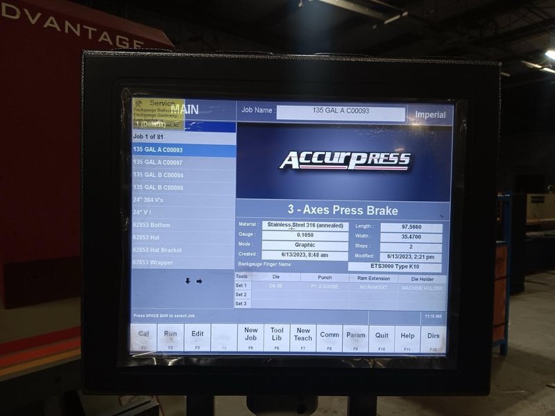 100 ton x 12′ Accurpress 710012 CNC Press Brake, 2007 – ETS 3000 X/R Gauge