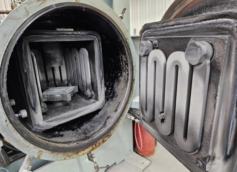 50-Ton SCP Limited Vacuum Hot Press (2), 2016