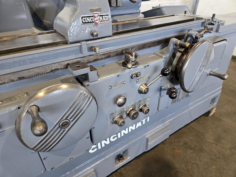 12" X 36" CINCINNATI CYLINDRICAL GRINDER. STOCK # 0772626