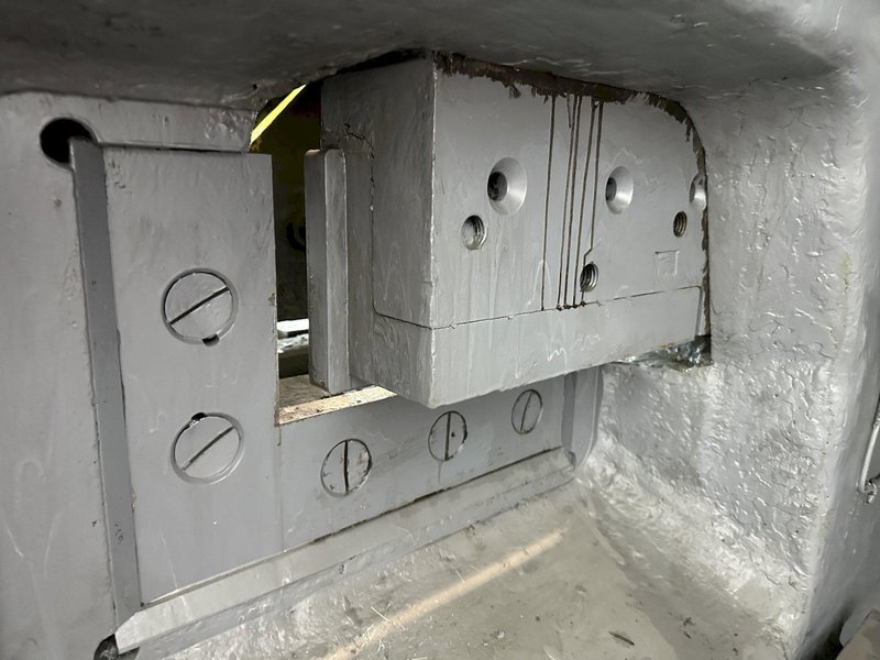 KLING MODEL 3 DOUBLE SIDED MULTI-PURPOSE SHEAR. STOCK # 0303018