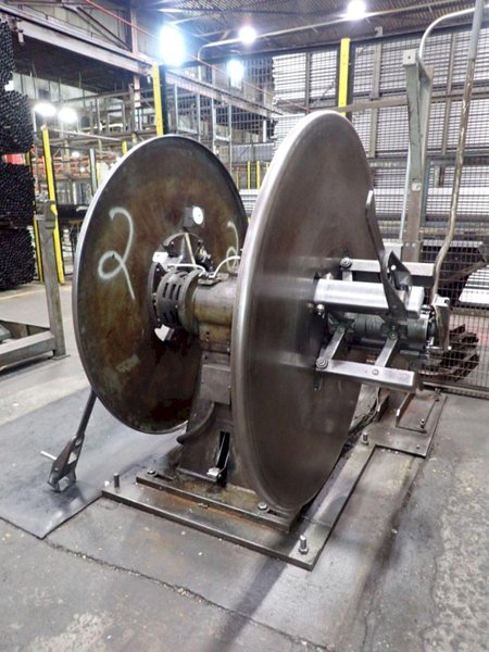 4,000 LBS DOUBLE END LITTELL AUTO CENTERING REEL: YOBRO #24308