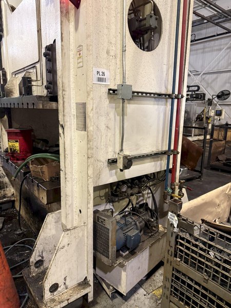 300 TON MACRODYNE MPZ300-2 STRAIGHT SIDE HYDRAULIC PRESS. STOCK # 0431526