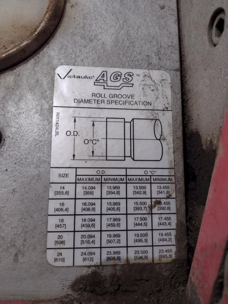4" TO 24" VICTAULIC MODEL #VE-424-MC HYDRAULIC GROOVER MACHINE: STOCK #22645