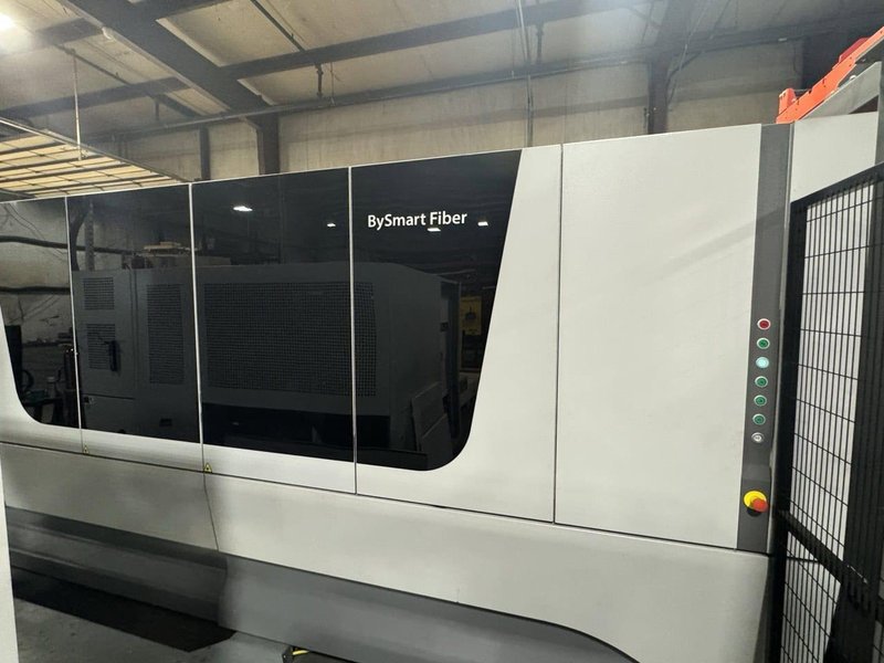 10,000 Watt Bystronic BySmart 3015 Fiber Laser, 2021 – W/ByTrans Extended Automation – Load Unload System , 5’x10′ Table
