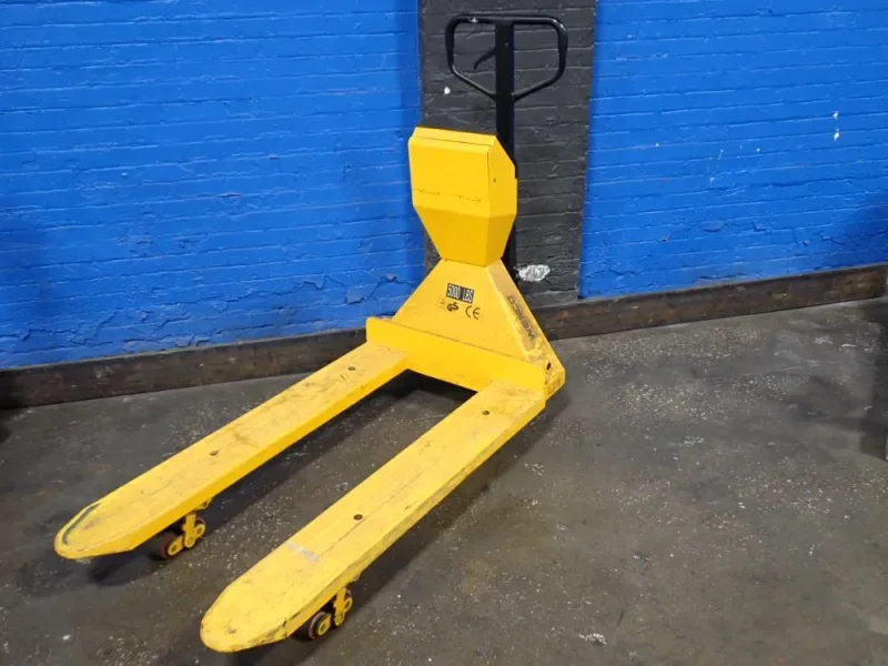 WESCO 5000 LBS SCALE HAND PALLET JACK