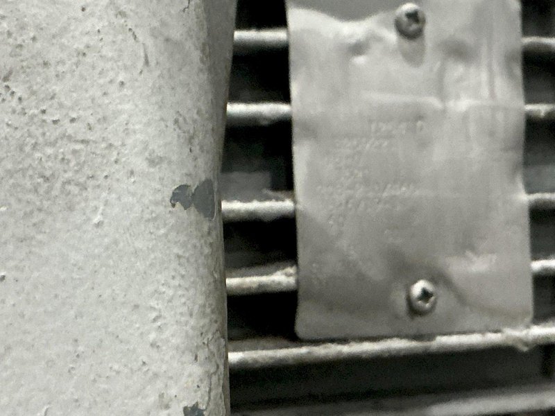 5 CU FT X 15 HP WHEELABRATOR TUMBLAST RUBBER BELT SHOT BLAST CABINET: YOBRO #25013