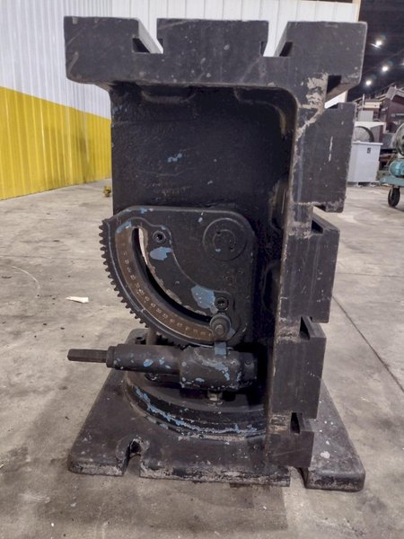 30&quot; X 24&quot; X 22&quot; CARLTON T-SLOTTED UNIVERSAL ADJUSTABLE DRILL BOX TABLE:: YOBRO #23823