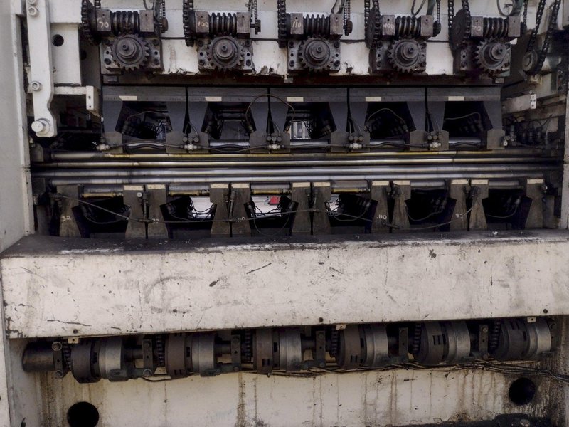 MAUST 60x1-1/4 17-ROLL 6-HIGH BACKED UP PRECISION LEVELER (14453)