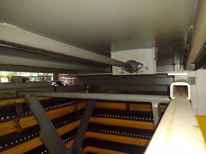 1,000 LB AMERICAN LIFTS MODEL T1-60-040 ELECTRIC PLAFORM LIFT: STOCK #20584