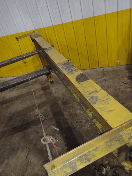 1 TON RELIABLE WALL MOUNTED JIB CRANE W/ 1 TON BUDGIT HOIST W/ TROLLEY: YOBRO #25151