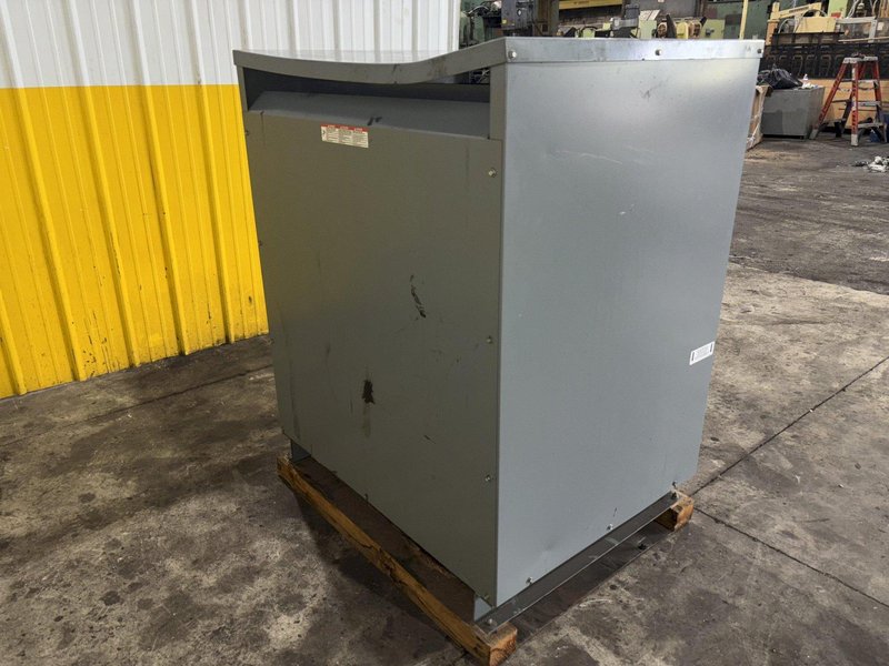 225 KVA SQUARE D 480 &lt;-&gt; 208Y/120 ELECTRICAL 3 PHASE TRANSFORMER: YOBRO #24120