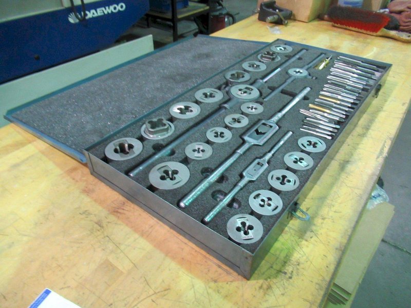 Little Giant Set Tap &amp; Die #312 Set in Case with Assorted Taps &amp; Dies- Auction Item