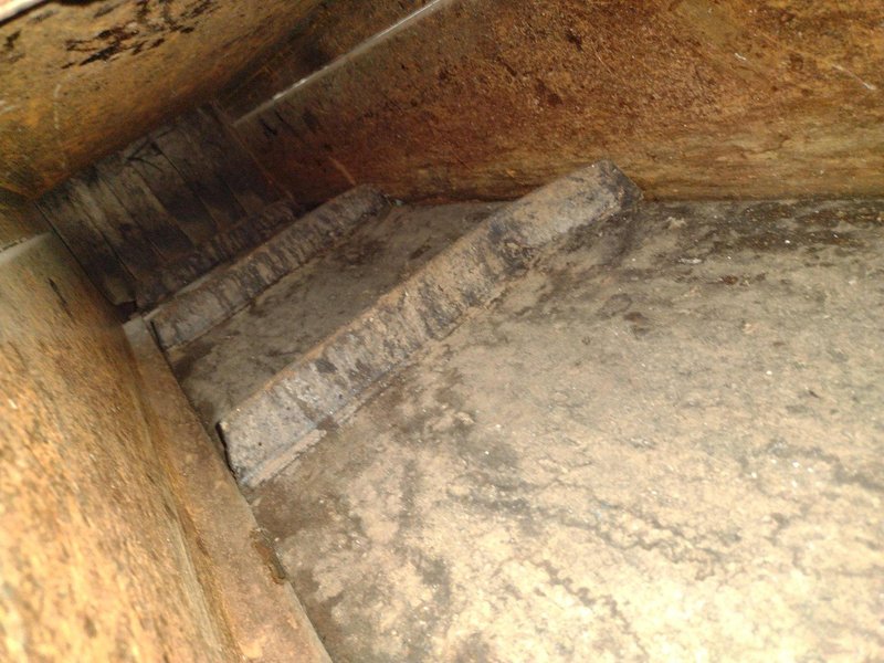 96&quot; CP MFG MODEL #GC-100 PORTABLE INCLINED CONVEYOR &amp; GLASS CRUSHER: YOBRO #24416