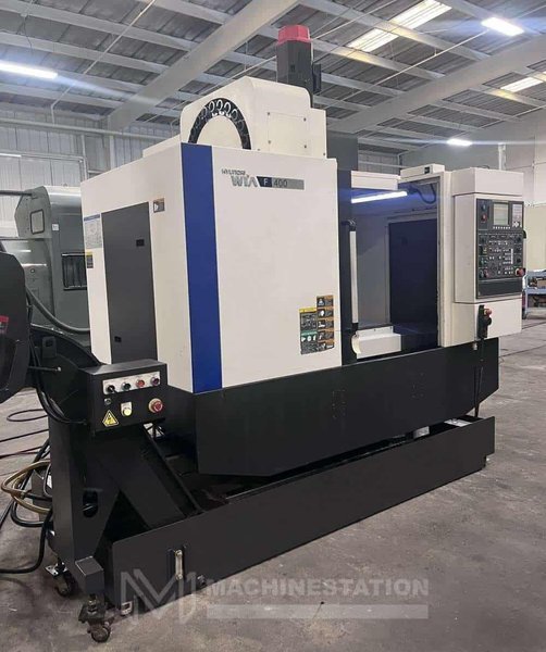 Hyundai Wia F400 CNC Vertical Machining Center – Mill