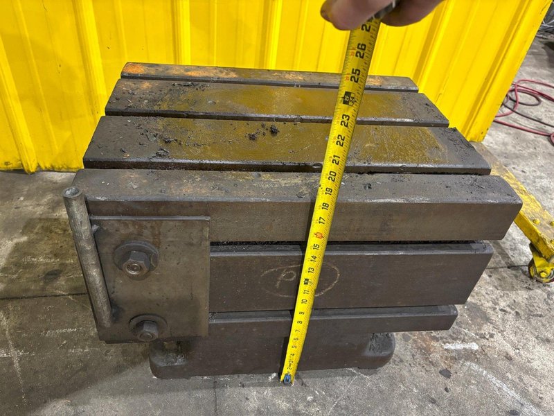 18" X 24" CARLTON BOX T SLOT DRILL TABLE WORKHOLDING: YOBRO #24613