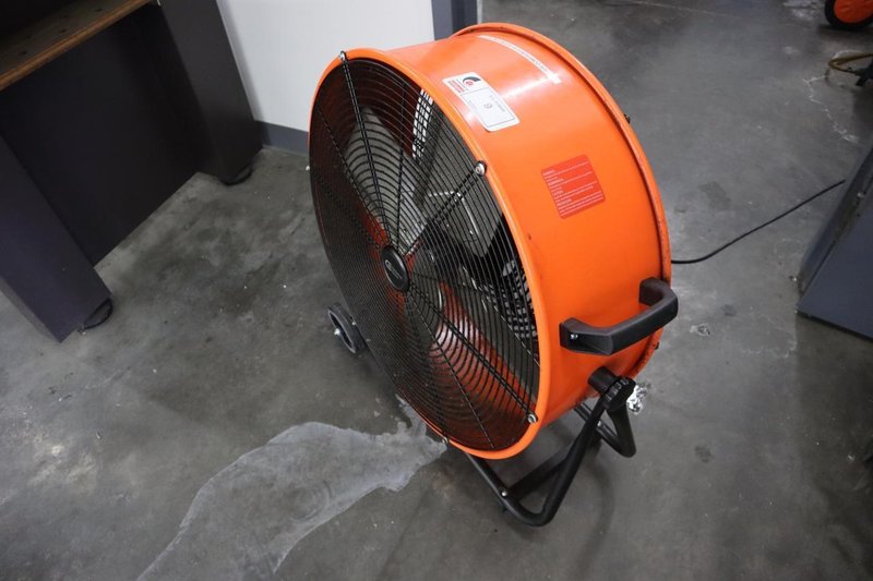 Commercial Electric 24" Shop Fan, Portable, on Wheels, Single Phase- Auction Item