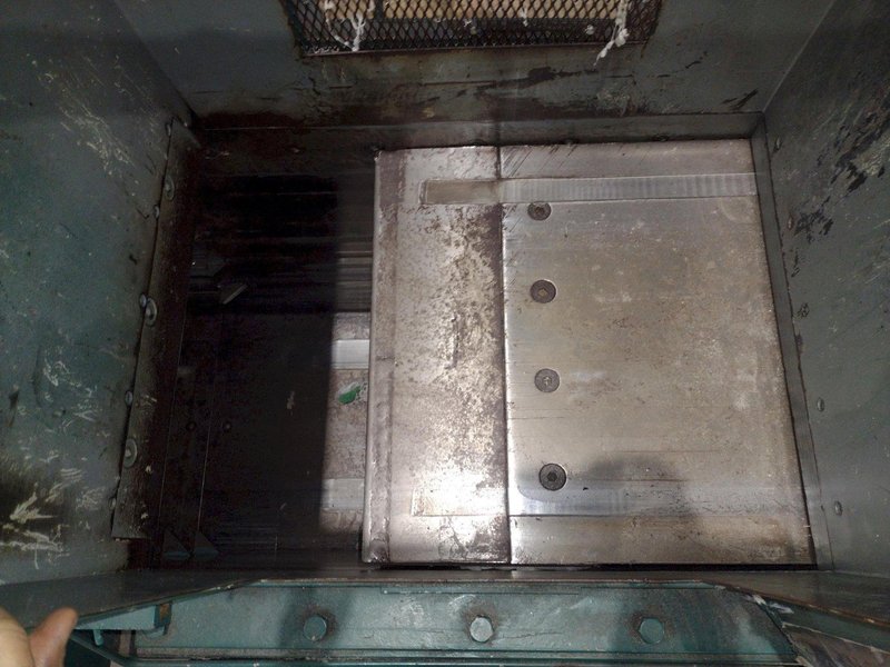 24" X 36" X 96" LONG AMERICAN MODEL #10447 HYDRAULIC HORIZONTAL BALER: YOBRO #24745