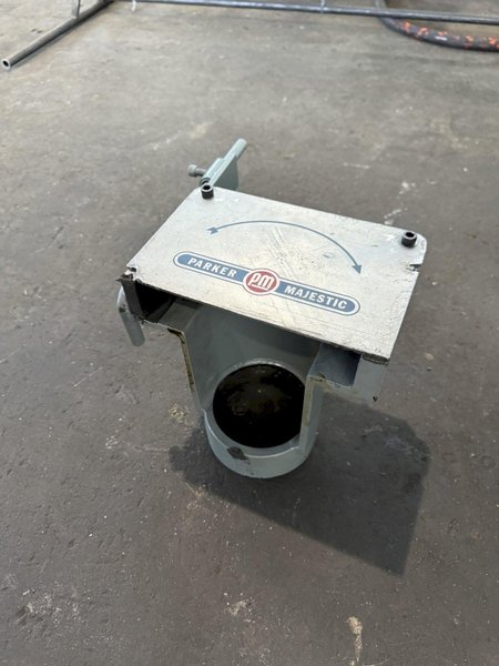 6" X 18" PARKER MAJESTIC NO. 2 HANDFEED SURFACE GRINDER w/ KIN JUNG " PERMANENT MAGNETIC CHUCK. STOCK #0310323.