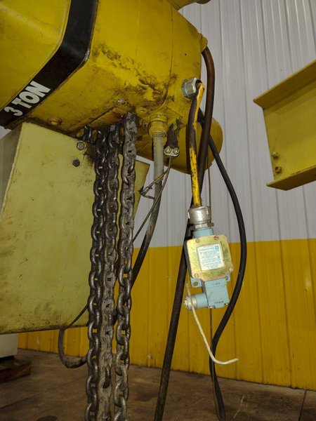 5 TON x 8' x 10' JIB ARM CRANE W/ 3 TON YALE HOIST: YOBRO #24982