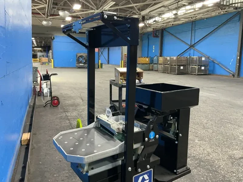GRACO VIBRATORY PARTS FEEDER  -  16V133
