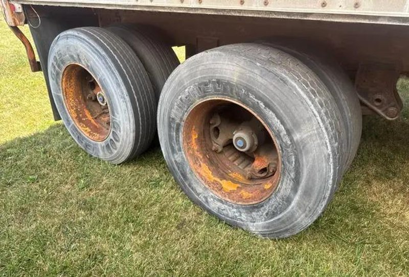 48&#039; WABASH SEMI-TRUCK TRAILER / STORAGE CONTAINER: YOBRO #24247