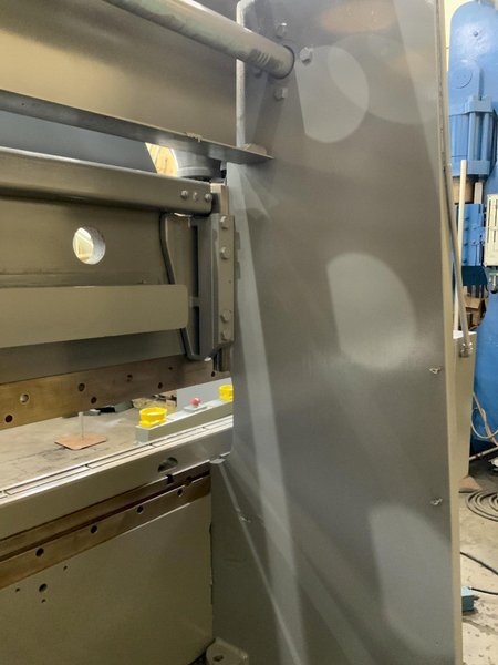 225 TON X 14' CINCINNATI PRESS BRAKE: STOCK #81401