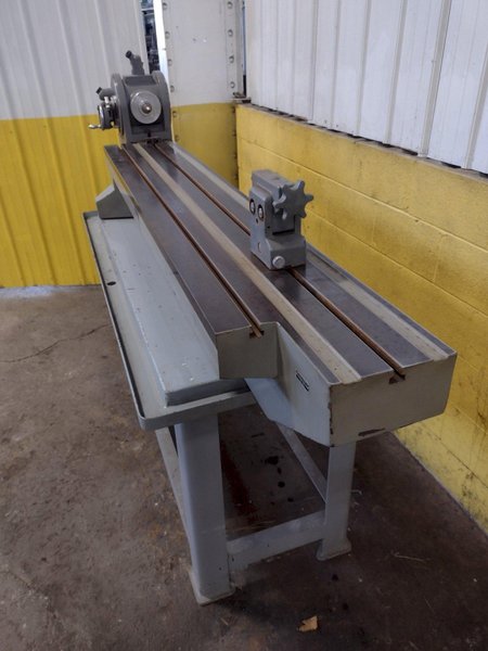 LEITZ OTICAL DIVIDING HEAD WITH TAILSTOCK, BED &amp; STAND: STOCK 17369